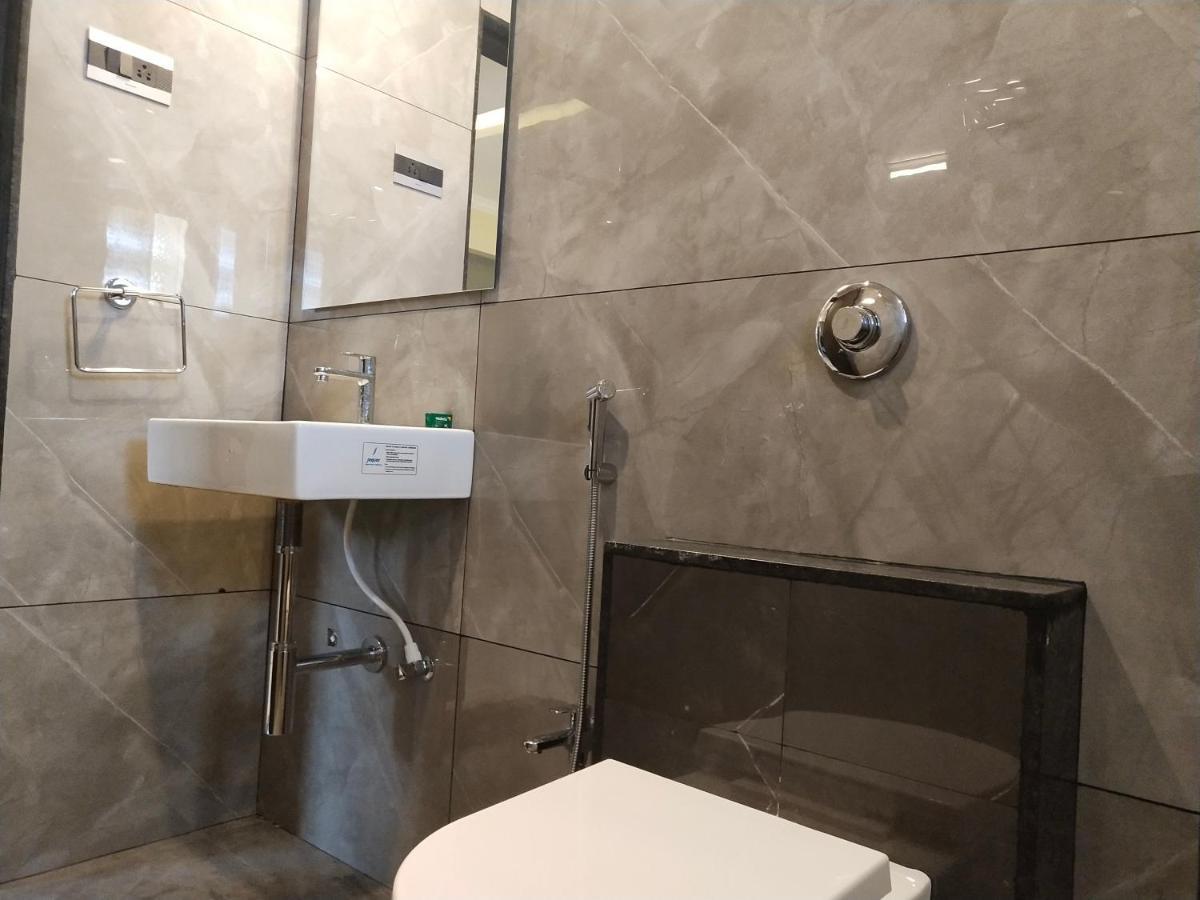 Hotel Casajuliana Siolim Esterno foto